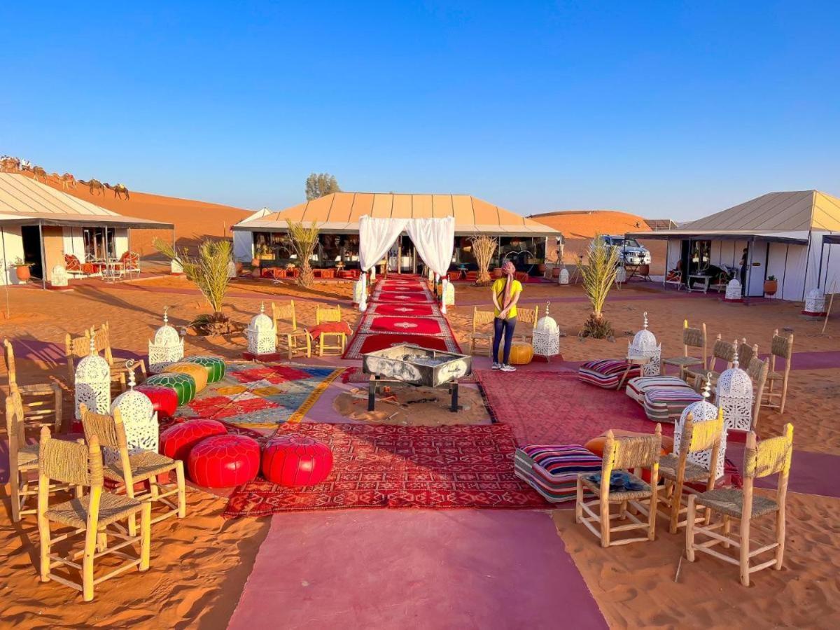 Aladdin Merzouga Camp 외부 사진